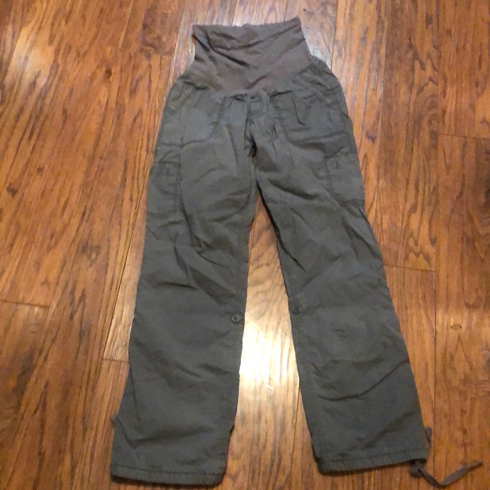 Motherhood maternity pants/capris